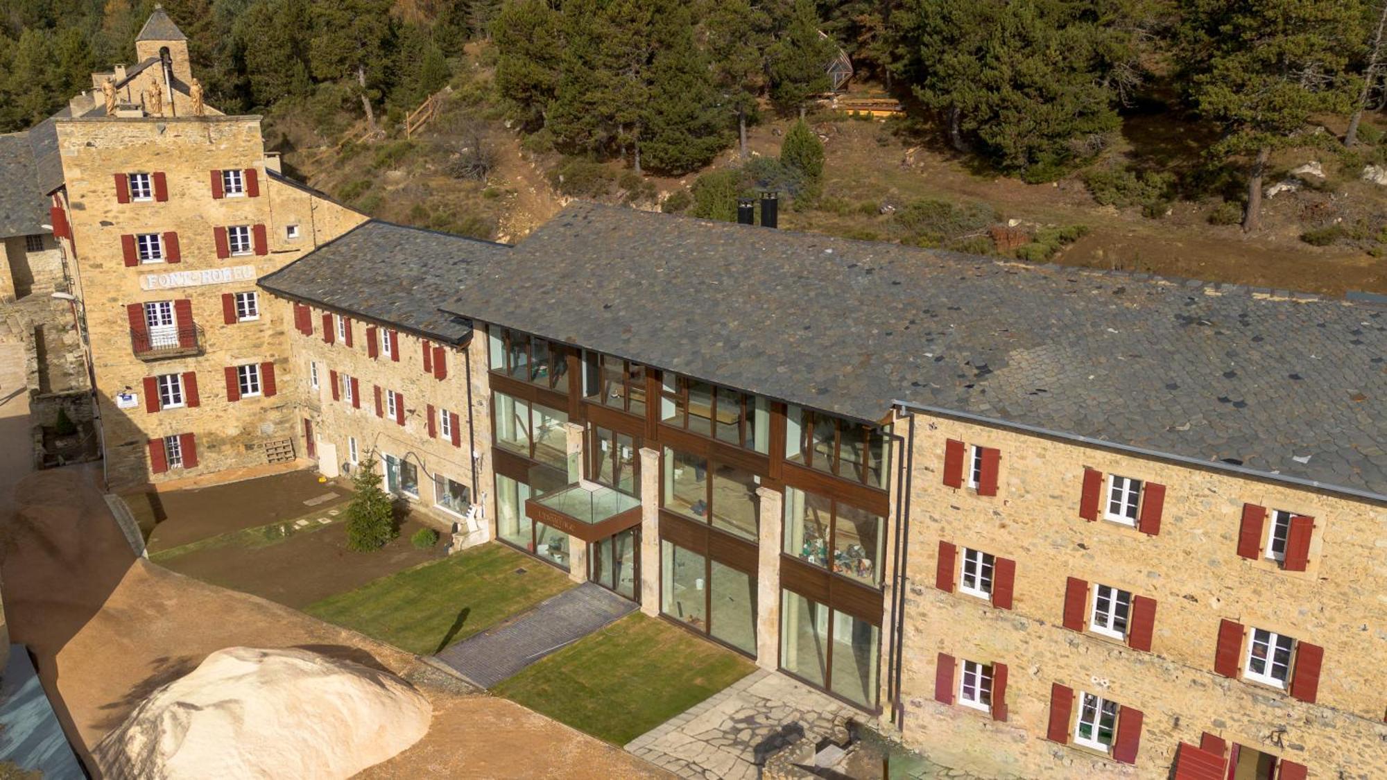 Grand Hotel L'Ermitage Font-Romeu-Odeillo-Via Exterior foto